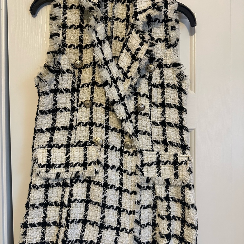 SHEIN blazer wore once - $15